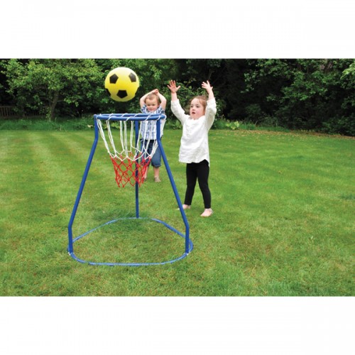 Basket for throwing balls with a stand