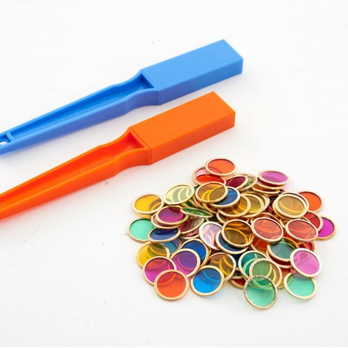 Magnetic sticks with magnetic tokens