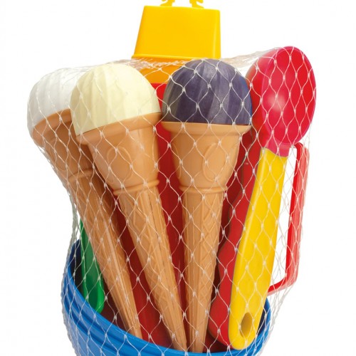 Set of dishes and cones with ice cream