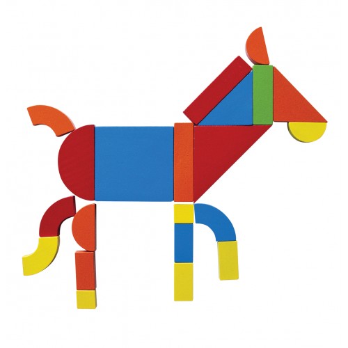 ﻿Set of wooden magnets in a suitcase 2 in 1